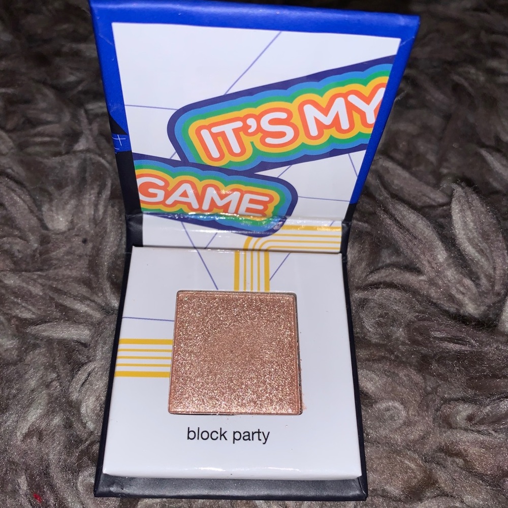 Tetris eyeshadow